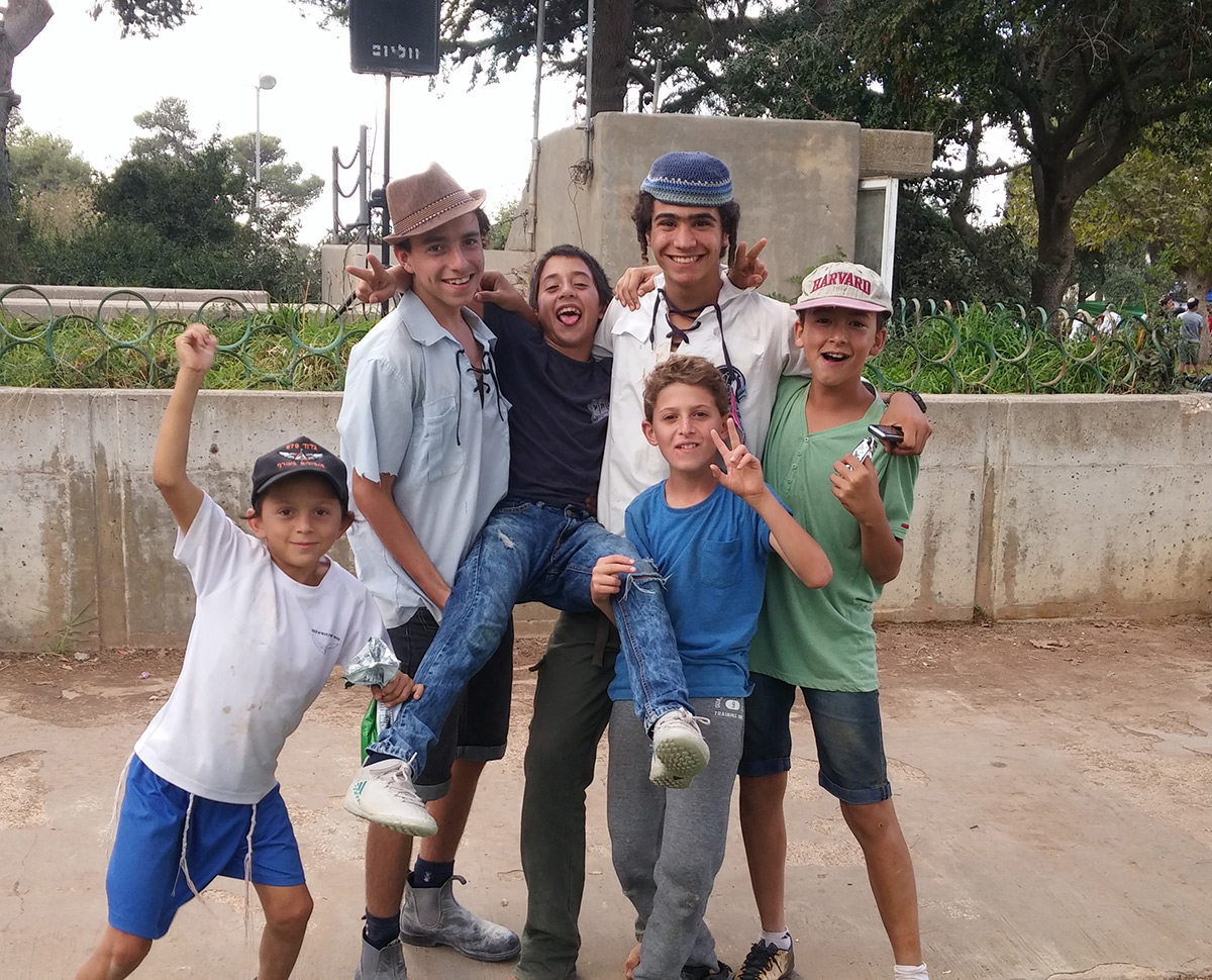 האיש עם החיוך